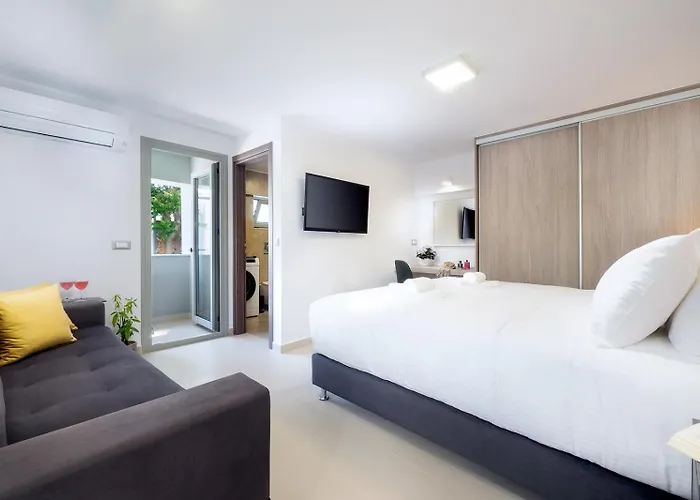 Kappa * Chania (Crete)